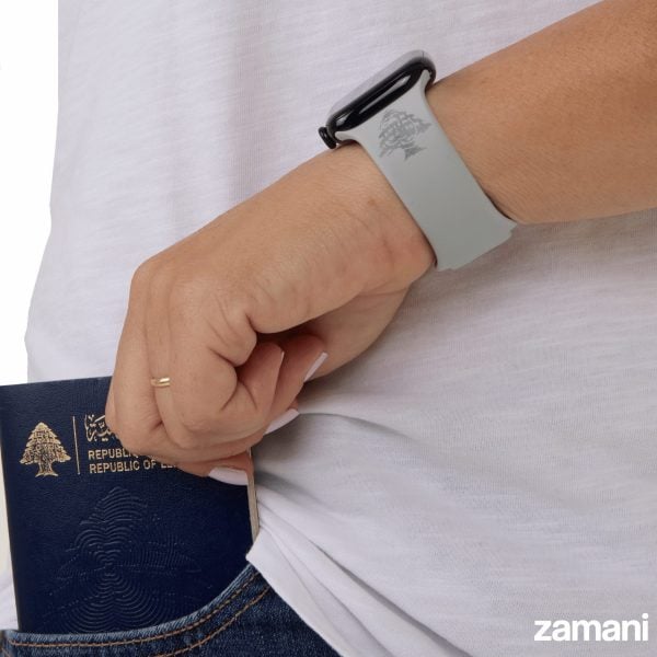 Cedar Apple Watch band by zamani, worn